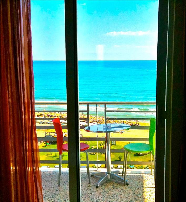 Panorama Suites & Spa - Adults Only Stómion Zimmer foto