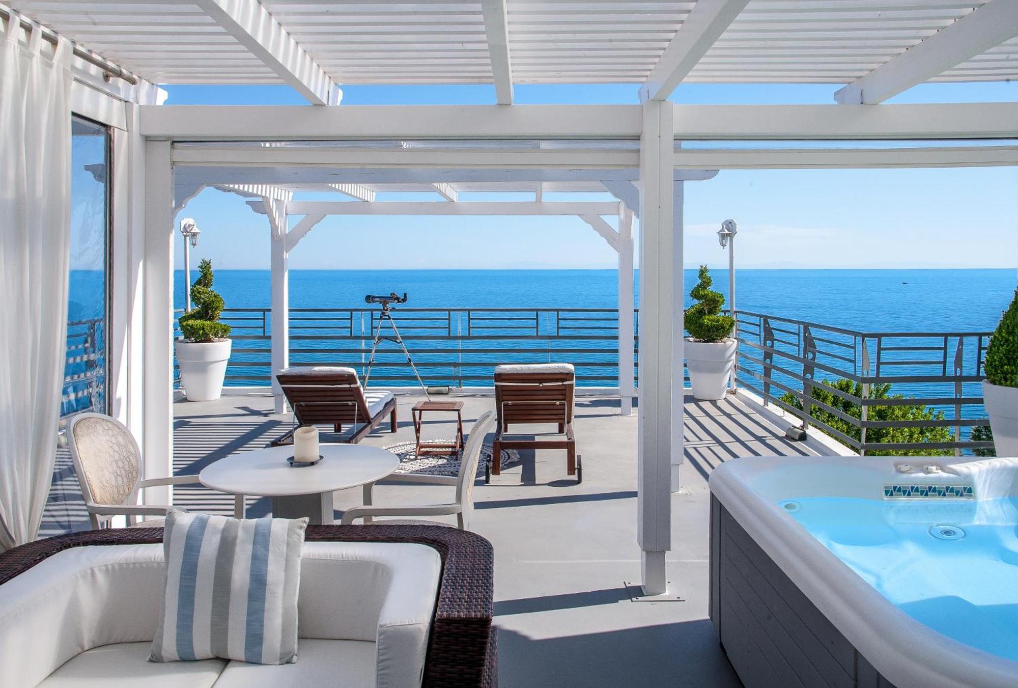 Panorama Suites & Spa - Adults Only Stómion Zimmer foto