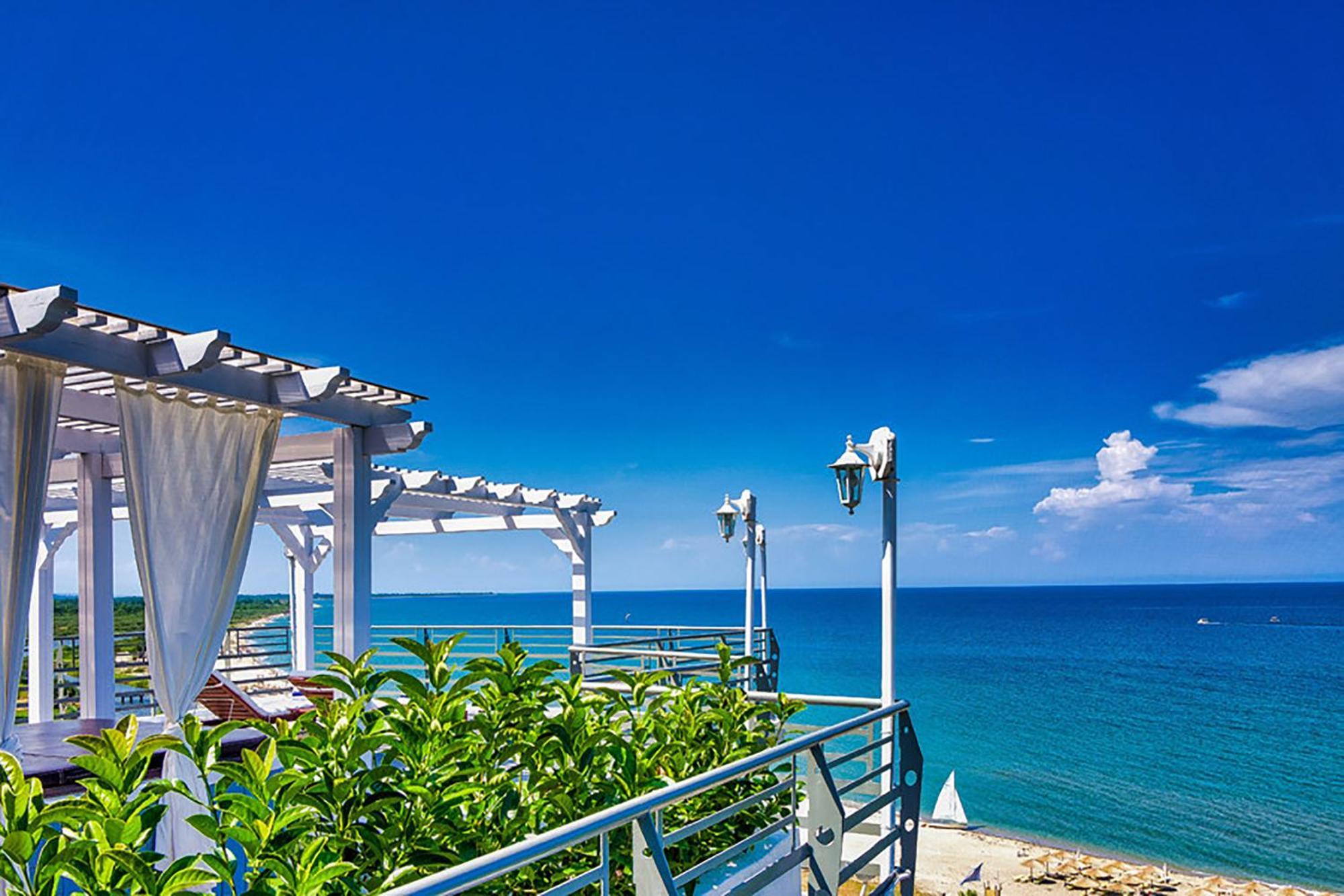 Panorama Suites & Spa - Adults Only Stómion Zimmer foto